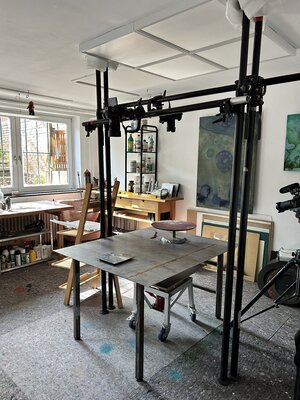 Ulea Wesemeyer im Studio: Stopmotion Aufnahmen- die Entstehung eines Stahlbildes- Part 1 der Entstehung des Films über die Künstlerin Ulea Wesemeyer