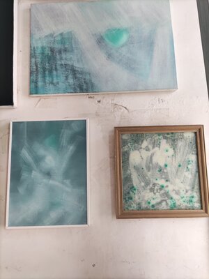 Min Zou en el estudio