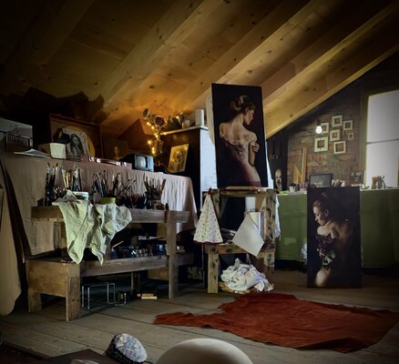 Enrica Toffoli in the Studio: LEI E’ in atelier