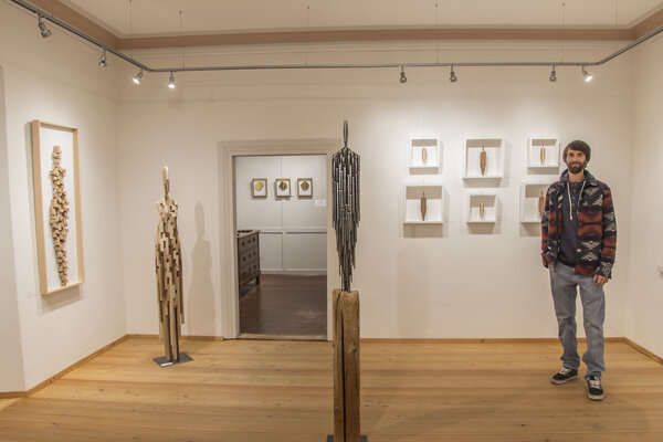 Manfred Hellweger in the Studio: exhibition "Graffiti & Unplugged 9.2" Schloss Sigmundsried 2022