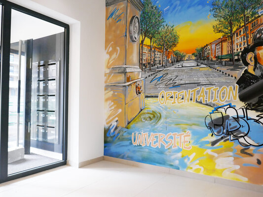 Pappay nello studio: Réalisation d'une fresque, immeuble d'habitation Aix-en-Provence