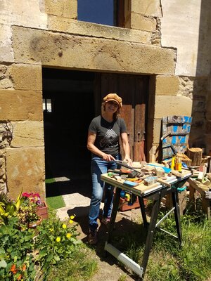 Isabel Ruíz Perdiguero in de studio: En mi taller de El Landeral 14, Guriezo, Cantabria