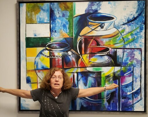 Estela Del Valle Mañez in de studio: "JARRONES GEOMETRICOS ELABORADOS I".; LO TRABAJO CON MIS FORMAS Y COLORES., con mucha geometria, y equilibrios tanto en el trazo como en el color y las formas.Dejando como conclusion un sello especial.