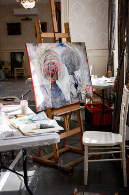 Andreia Cismasiu im Studio