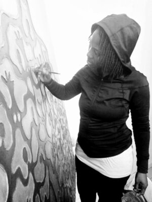 Marie Dione in the Studio: Atelier/ Dakar, Sénégal
