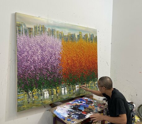 Trong Thuong Tran in de studio