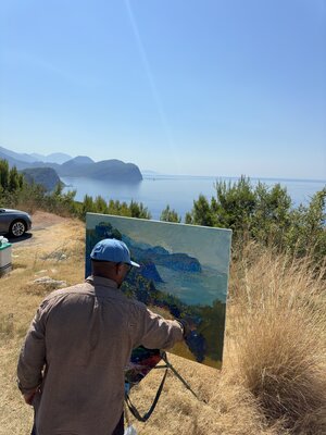Andrey Chebotaru nello studio: Petrovac, Montenegro.
