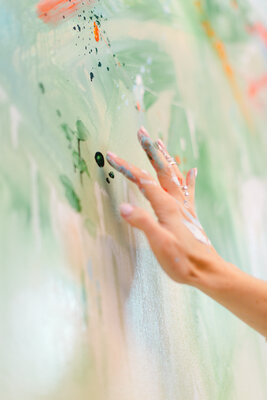 Anna Cher im Studio