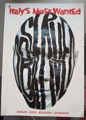 Giuseppe Valia im Studio: graffiti Fanzine  in 2000's