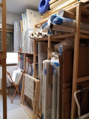 Monique Dufour im Studio: Storage room