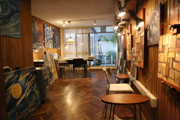 Rosario De Mattos dans le studio: Un lugar para crear, enseñar, experimentar y disfrutar...