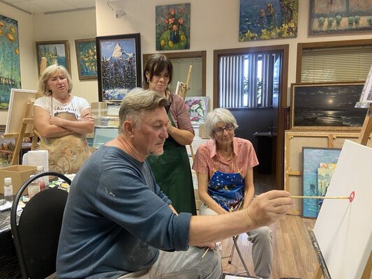 Sergey Brovkin in de studio: Обучающий мастер-класс в галерее Штерн, 2025 год, г. Москва, Россия