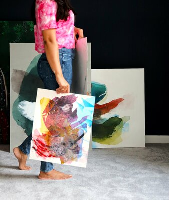 POOVI ART in the Studio