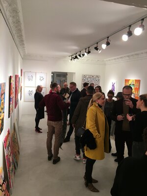 Ewen Gur im Studio: Solo show at Raab Galerie Berlin