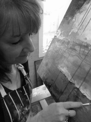 Susan Wooler in de studio