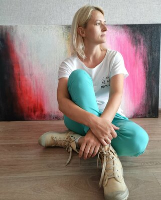 Marina Okulova in de studio