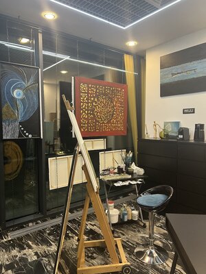 Carmen Aurariu in the Studio