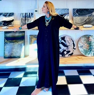 Patrizia Martiradonna in de studio: My art studio in Marina del Rey, California.