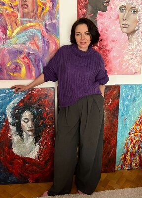 Julia (Iuliia) Tokar im Studio