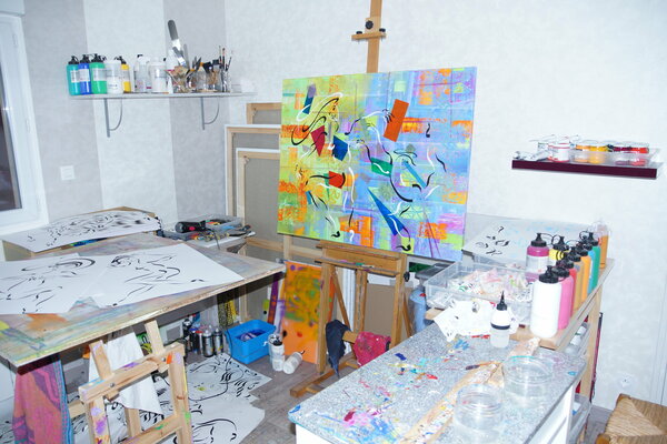 Tropel nello studio