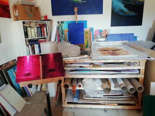 Alessandro Piras nello studio