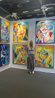 Olja Mesec en el estudio: International Contemporary​ Art Fair “ Art3f ” Paris