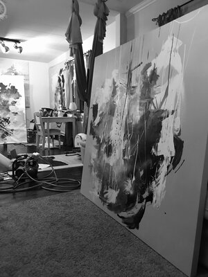 Karoliina Lehtinen in de studio