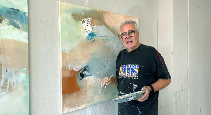 Robert Süess in de studio: Kreativarbeit im Atelier