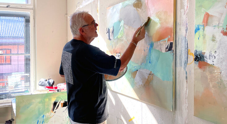 Robert Süess in de studio: Bei der Arbeit im Atelier