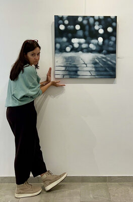 Angela Wichmann im Studio: at Exhibition