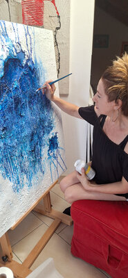 CLAUDIA AMADESI in the Studio