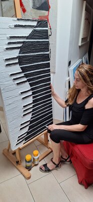 CLAUDIA AMADESI in the Studio: Primi sguardi su "Pianoforte"