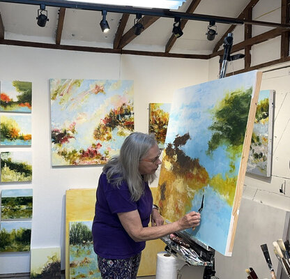 Lois Donaghey nello studio