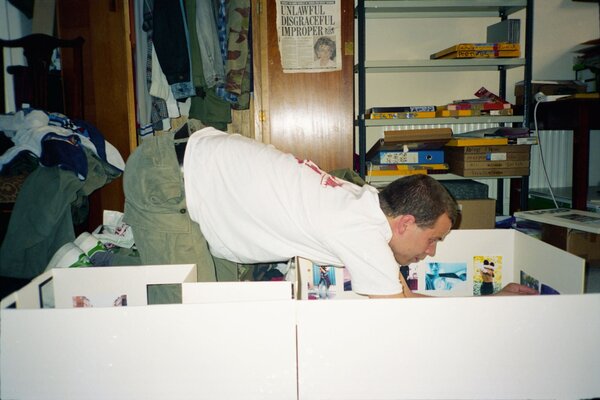 Wolfgang Tillmans in de studio