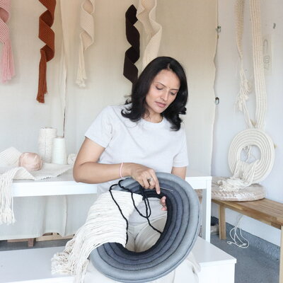 Bharti Trivedi in de studio