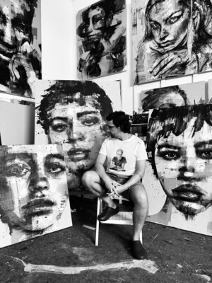 Mario Henrique im Studio: At the studio...