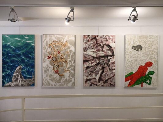 Louis Atelouis nello studio