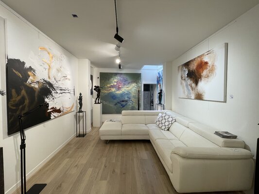 Tiny De Bruin im Studio: My own art in my Tiny's galerie in Goes