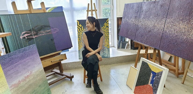 Annco Miura in de studio