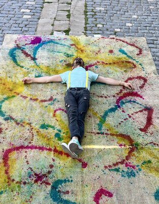 Ramal Kazim in de studio