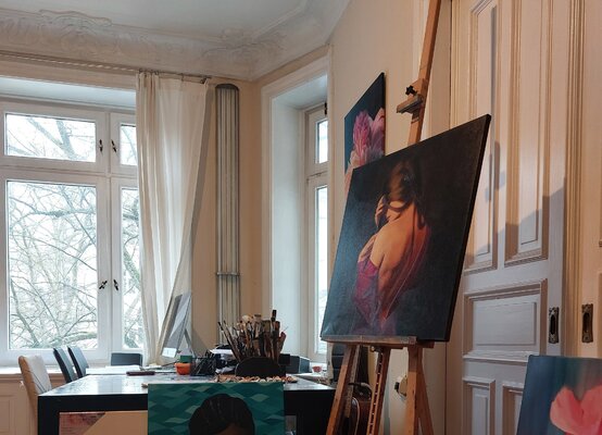 Tatiana Altmann in de studio