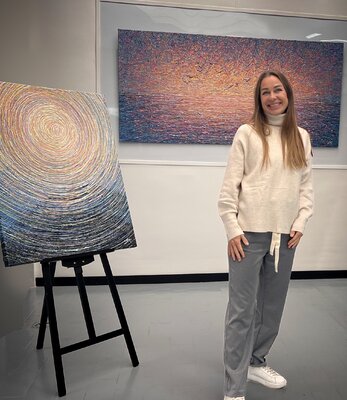 Nadiia Antoniuk in de studio