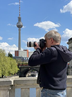Thorsten Otto Bartelt dans le studio: Auf der Jagd nach Reflexionen auf der Spree