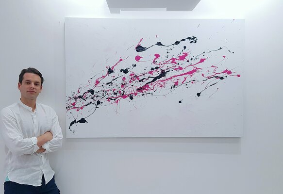 Alessio Luzzi in de studio