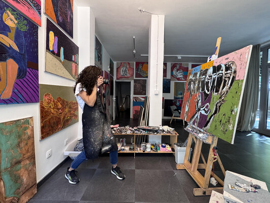 Tatiana Harizanova in the Studio