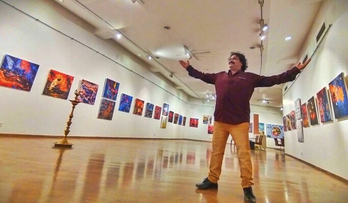 CR Shelare nello studio: "INNATE ABSTRACTION"  At  Lalit Kala Akademi, Delhi, 29 October to 4 November 2022