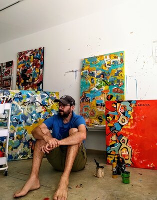Alfonso Sánchez nello studio: Estudio