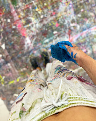 Adriana Bernet im Studio