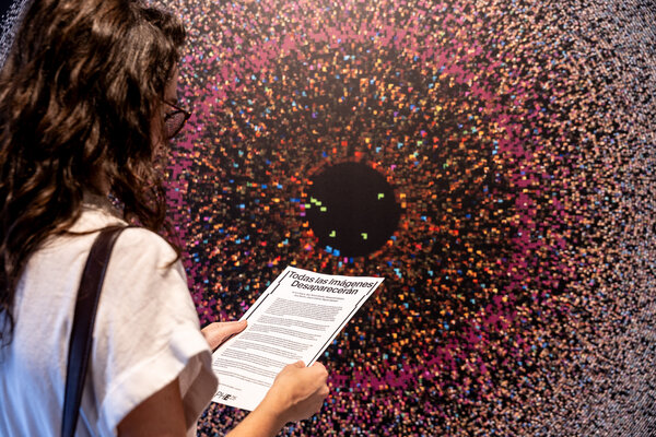 Alva Martin in de studio: Close-up of one of my pieces at an exhibition