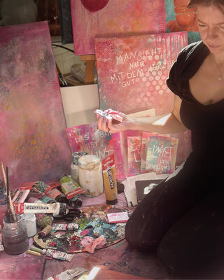 Nicole Filsinger in de studio
